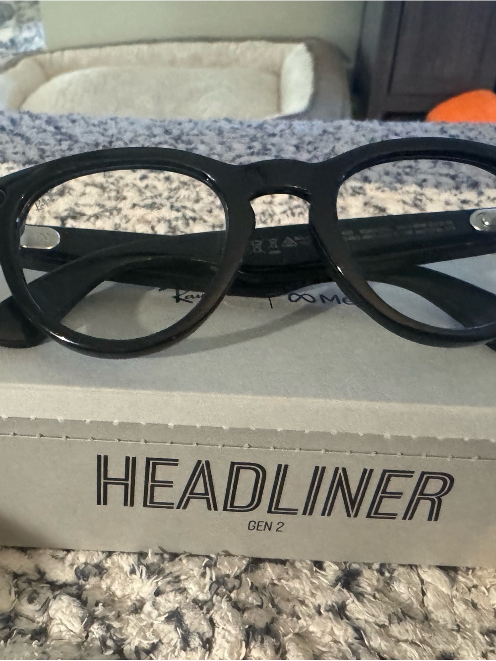 Ray-Ban Meta Gen 2 Headliner transitions sapphire case & sunglass lenses